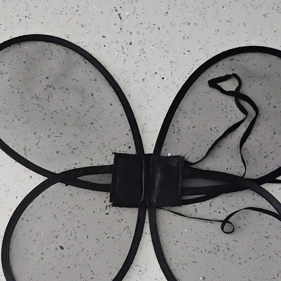 Chic Black Mesh Butterfly Hair Accessory - Picture 1 of 3